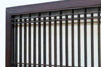 升格子の帯装飾で和の面持ちある小型縦繁欄間 EZ2788 在庫1枚