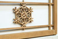 桜亀甲の組子細工が映える小型欄間 EZ2789ab 在庫(a:1 b:1)枚