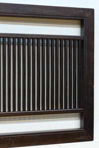 端然と並ぶ縦格子が映える小型欄間 EZ2790 在庫2枚