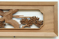 力強い鷹を描いた立体感のある彫刻欄間 EZ2813ab 在庫(a:1 b:1)枚