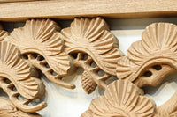 鶴や松竹梅を描いた華やかな眺めの深彫り欅彫刻欄間 EZ2833ab 在庫(a:1 b:1)枚