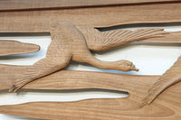 鴈(ガン)が戯れたり飛び立っていく姿を描いた仄々とした彫刻欄間 EZ2838ab 在庫2枚一組