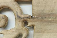 レリーフ彫刻を施した自然の風合いが滲む木地色欄間素材 EZ2840 在庫9枚