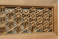 木地色のアレンジ組子装飾が映える小型欄間 EZ2860 在庫4枚