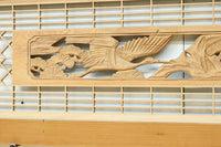 松と鶴の縁起の良い彫刻を描いた窓絵で華やいだ面持ちの彫刻欄間 EZ2868ab 在庫(a:1 b:1)枚