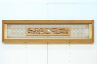 松と鶴の縁起の良い彫刻を描いた窓絵で華やいだ面持ちの彫刻欄間 EZ2868ab 在庫(a:1 b:1)枚