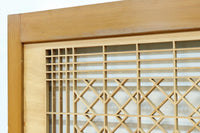 松と鶴の縁起の良い彫刻を描いた窓絵で華やいだ面持ちの彫刻欄間 EZ2868ab 在庫(a:1 b:1)枚