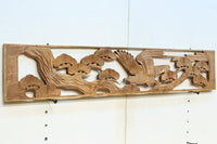 雄々しい鷹が松の木に身を隠す彫刻欄間素材 EZ2871ab 在庫(a:1 b:1)枚