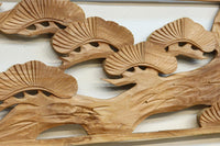 雄々しい鷹が松の木に身を隠す彫刻欄間素材 EZ2871ab 在庫(a:1 b:1)枚