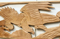 雄々しい鷹が松の木に身を隠す彫刻欄間素材 EZ2871ab 在庫(a:1 b:1)枚