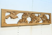 勇ましい鷹と松の縁起の良い絵柄が風格を感じさせる彫刻欄間素材 EZ2883 在庫1枚