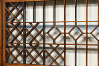 両端の組子細工と幾何学帯装飾で和モダンな面持ちの欄間 EZ2921 在庫1枚