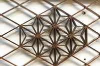 大きな幾何学装飾を備えて格調あるデザインの欄間 EZ2924 在庫1枚