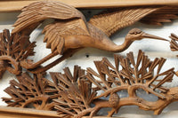 見事な枝ぶりの松と飛翔する鶴の美しい姿を描いた彫刻欄間 EZ2937 在庫1枚