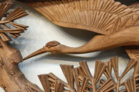 見事な枝ぶりの松と飛翔する鶴の美しい姿を描いた彫刻欄間 EZ2937 在庫1枚