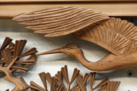 見事な枝ぶりの松と飛翔する鶴の美しい姿を描いた彫刻欄間 EZ2937 在庫1枚