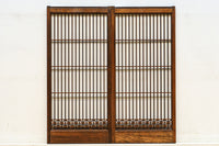 縦格子に幾何学模様を添えた落ち着いた雰囲気の書院 EZ3239 在庫2枚