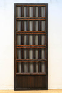 幅680ミリ 格子が端然と美しく並ぶスリム格子戸 F7963 在庫1枚