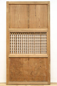 幅 938ミリ,933ミリ 時代の風合いに包まれた風情溢れる透かし板戸 F7976ab 在庫(a:1 b:0)枚