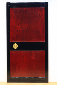 幅911ミリ 漆の色彩に極上の欅杢目模様が見栄えのする金沢板戸 F8125a 在庫1枚