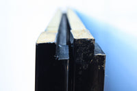 幅878ミリ 漆の光沢と極上欅杢目の美しさが素晴らしい金沢板戸 F8125c 在庫1枚