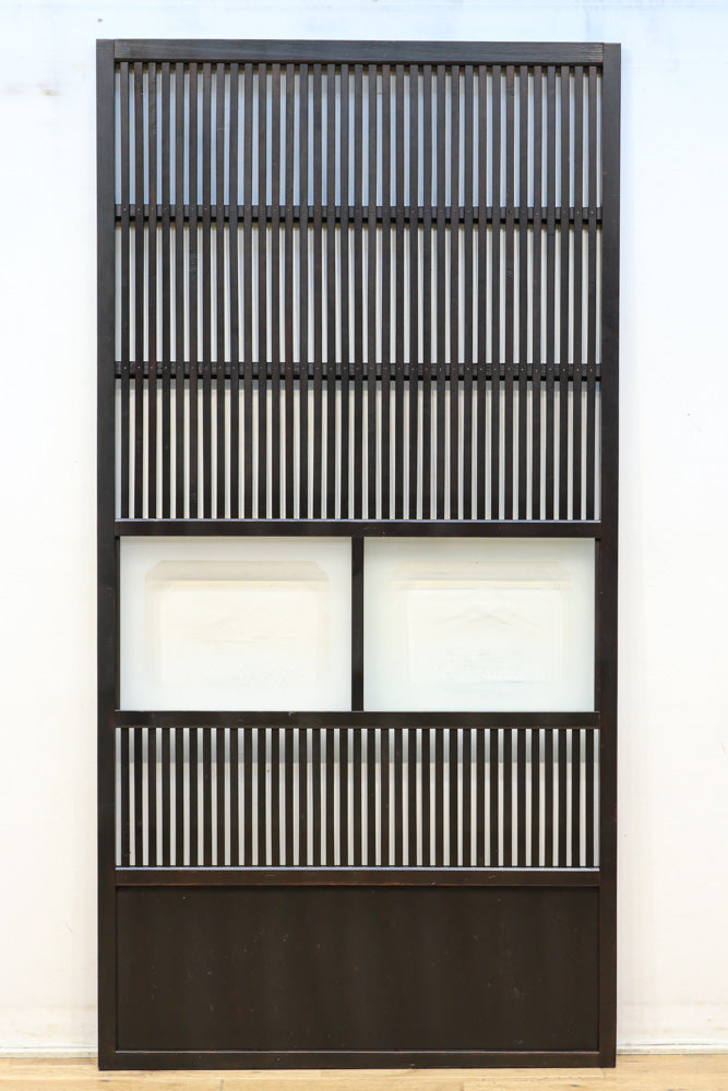 幅894ミリ 心和む風景が浮かぶ変わりデザインの大阪格子戸 F8156 在庫2