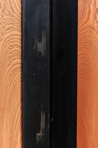 幅868ミリ 極上!! 波打つような杢目が見事な欅板戸 F8174b 在庫2枚