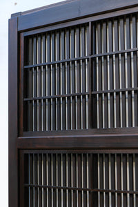 幅923ミリ 繊細な格子の並びが上品な大阪格子戸 F8224 在庫3枚