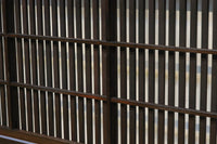 幅923ミリ 繊細な格子の並びが上品な大阪格子戸 F8224 在庫3枚