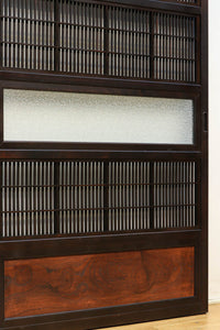 幅923ミリ 繊細な格子の並びが上品な大阪格子戸 F8224 在庫3枚