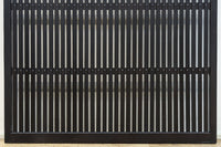 幅925ミリ 平格子が端然と美しく並ぶ全面格子戸 F8304 在庫1枚