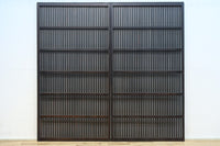 幅925ミリ 平格子が端然と美しく並ぶ全面格子戸 F8304 在庫1枚