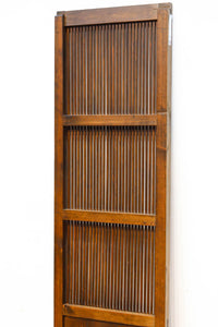 幅349ミリ、高さ1415ミリ 稀少サイズ!! 穏やかな色艶をした格子戸 F8336 在庫1枚