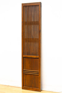 幅349ミリ、高さ1415ミリ 稀少サイズ!! 穏やかな色艶をした格子戸 F8336 在庫1枚