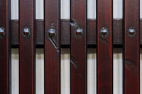 珍品幅790ミリ高さ1860ミリ 稀少サイズの和の趣きある格子戸 F8408 在庫2枚