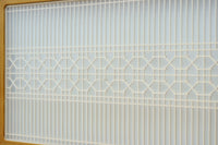 幅912ミリ 縦格子と組子が上品なガラス入り透かし板戸 F8413 在庫2枚