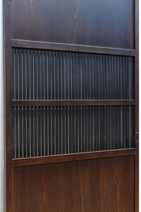 幅920ミリ 凛とした佇まいの透かし板戸 F8429 在庫1枚