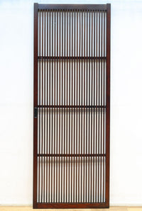 幅670ミリ スリムサイズ!!深みを増した色彩で落ち着きある全面丸格子戸 F8437 在庫1枚