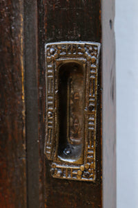 幅848ミリ 稀少デザイン!!溝の装飾を施した格調ある板戸 F8456 在庫2枚