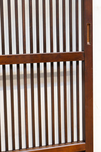 幅862ミリ 繊細な格子が引き立つ華やかな色彩の格子戸 F8464a 在庫2枚