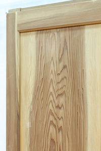 幅877ミリ 素地色の時代を重ねた味わいのある板戸 F8475 在庫3枚