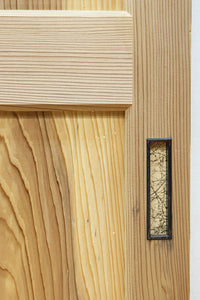 幅877ミリ 素地色の時代を重ねた味わいのある板戸 F8475 在庫3枚