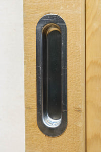 幅887ミリ 凛とした雰囲気の木地色の板戸 F8476 在庫2枚