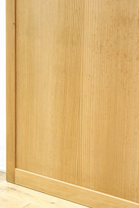 幅878ミリ 優しい木地色の色彩で上品な趣きある板戸 F8477b 在庫2枚