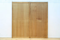 幅878ミリ 優しい木地色の色彩で上品な趣きある板戸 F8477b 在庫2枚