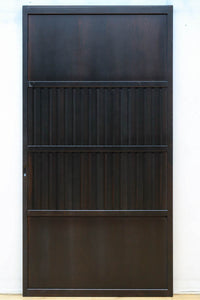 幅915ミリ 風情ある無双づくりの板戸 F8480 在庫1枚