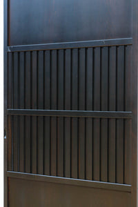 幅915ミリ 風情ある無双づくりの板戸 F8480 在庫1枚