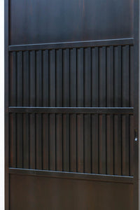 幅915ミリ 風情ある無双づくりの板戸 F8480 在庫1枚