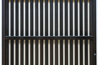 幅915ミリ 風情ある無双づくりの板戸 F8480 在庫1枚