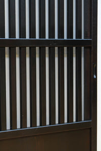 幅915ミリ 風情ある無双づくりの板戸 F8480 在庫1枚